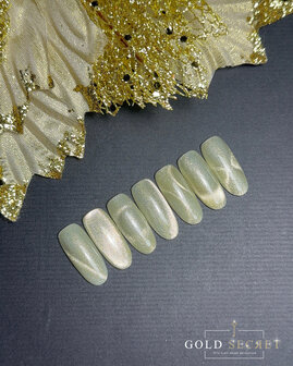 gold secret cateye 8